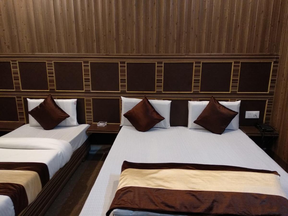 Grg Pardesi Hotel Haridwār Quarto foto